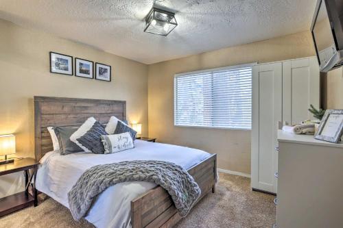 Family Getaway With Playground And Forest Views!