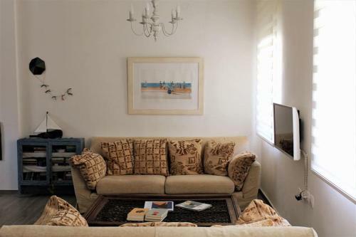 Locrihouse-stylish Comfortable Home In Galaxidi