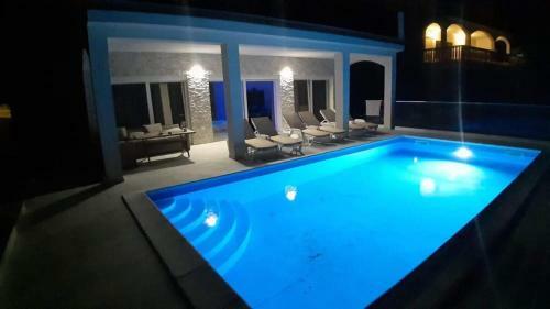 Pool-villa ?4 Seasons? Seaview