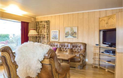 Seven-bedroom Holiday Home In Finnas