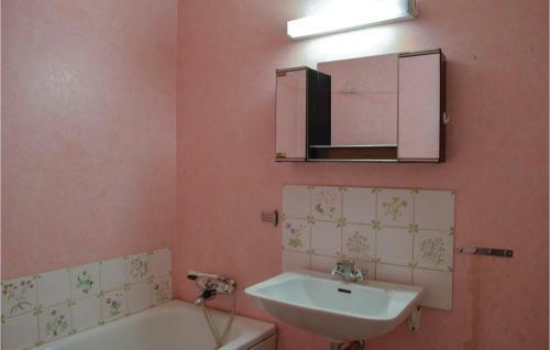 Seven-bedroom Holiday Home In Finnas