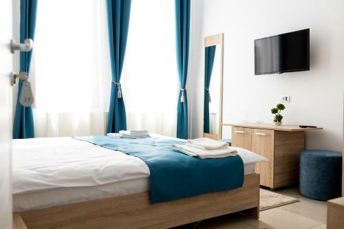 Hostal Marconi Guesthouse
