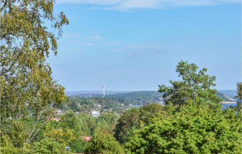 Awesome Home In H�viksn�s W/ 3 Bedrooms
