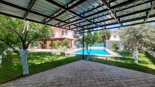 Villa Akman