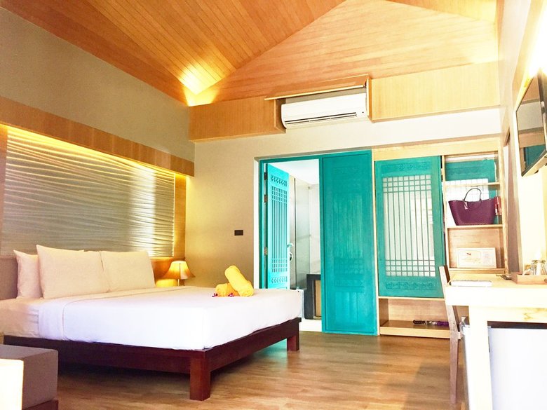 Hotel Weekender Resort & Spa
