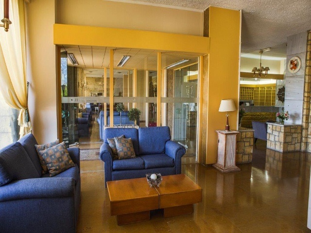 Oscar Hotel & Apartments
