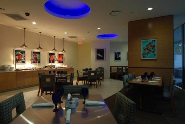 Hotel Holiday Inn Select Downtown
