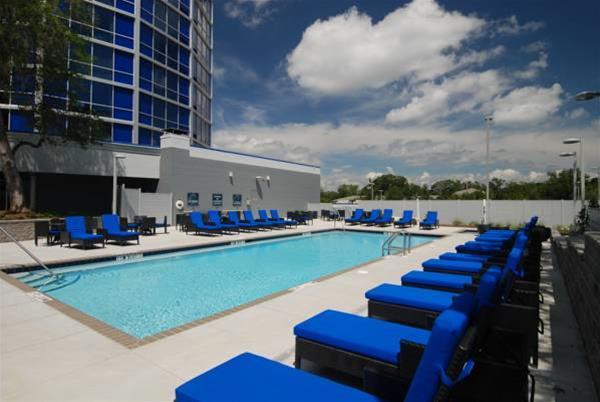 Hotel Holiday Inn Select Downtown
