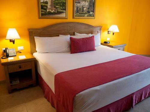 Hotel Hacienda Real