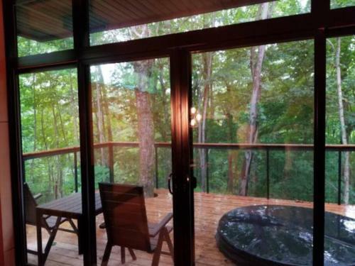 Cabin Sutton 252 - En Harmonie Avec La Nature!