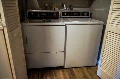 Apartamento #405 - Walk To Ski Mountain View Condo