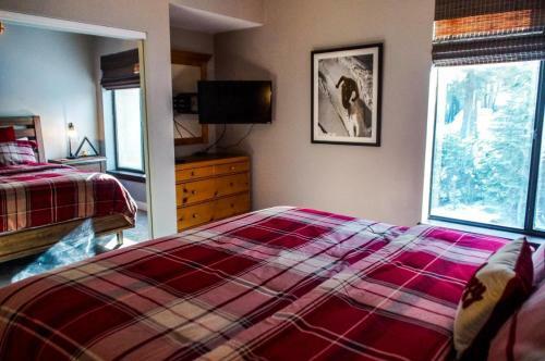 Apartamento #405 - Walk To Ski Mountain View Condo