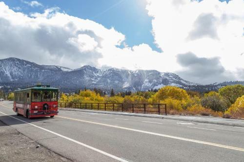 #528 Cozy La Vista Blanc Condo With Great Views