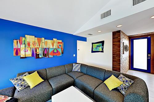 Modern Paradise Escape
