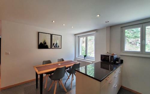 Apartment Via Surpunt - Perspektiva - 4 Rooms