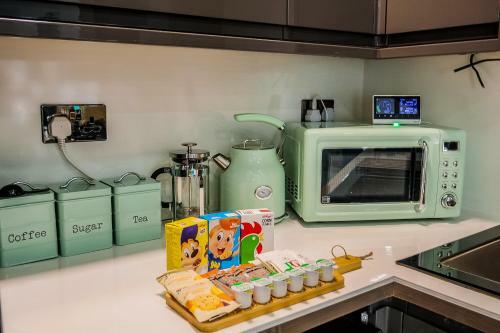 Apartamento New Cosy & Secure - 2 Bed - Free Wifi - Modern & Functional