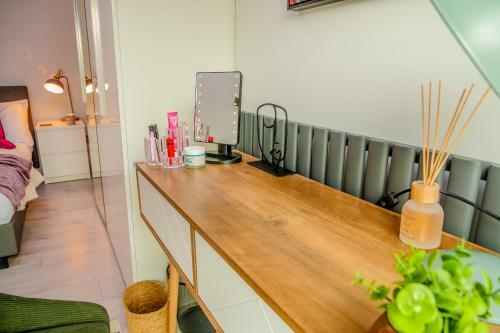Apartamento New Cosy & Secure - 2 Bed - Free Wifi - Modern & Functional