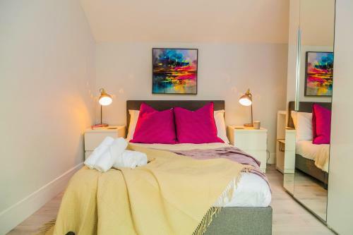 Apartamento New Cosy & Secure - 2 Bed - Free Wifi - Modern & Functional