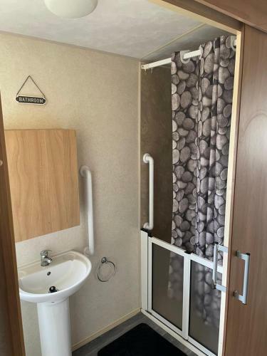 Caravan For Rent Chapel St Leonard?s