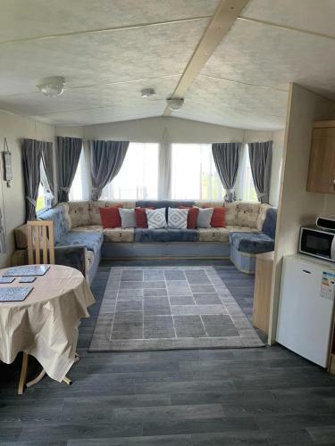 Caravan For Rent Chapel St Leonard?s