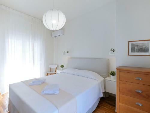 Apartamento Brand New Penthouse Overlooking Halkis