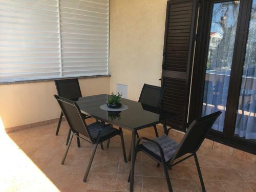 Apartment Lara Privlaka