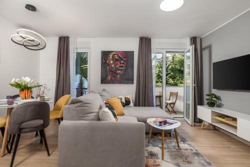 Modern Apartment Di Pi�