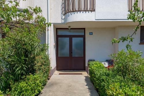 Modern Apartment Di Pi�