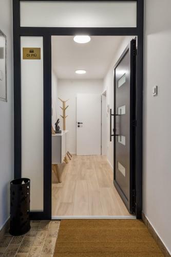 Modern Apartment Di Pi�