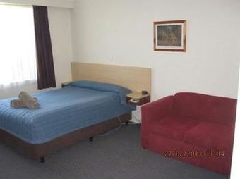 Acacia Motor Inn