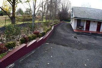 Acacia Motor Inn
