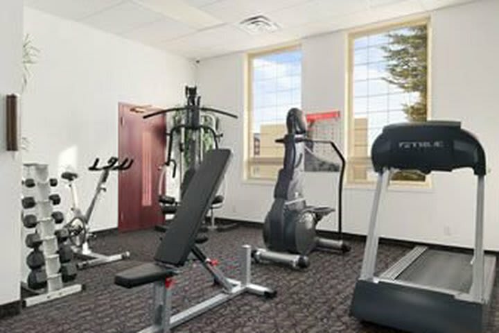 Hotel Ramada Inn & Suites Red Deer