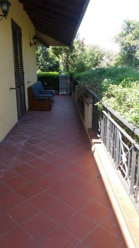 Villa Giulia, Villa Indipendente Con Giardino