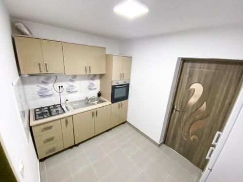 �ntreaga Locuin??: Apartament La Malul Dun?rii