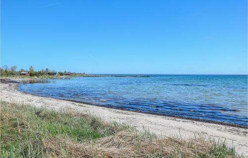 Awesome Home In L�ttorp With Wifi And 3 Bedrooms
