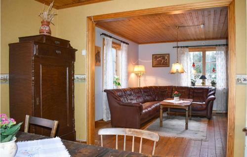 Stunning Home In M�rrum With Wifi And 3 Bedrooms