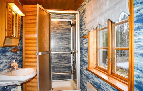 Stunning Home In M�rrum With Wifi And 3 Bedrooms