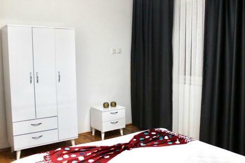 Apart-3