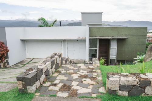 Villa Casa Spa Com Piscina de Borda Infinita