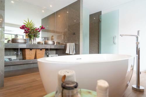 Blue Coral Villa Phuket - A Place Of Peace