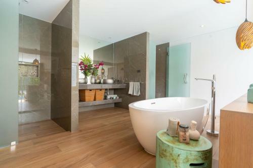 Blue Coral Villa Phuket - A Place Of Peace