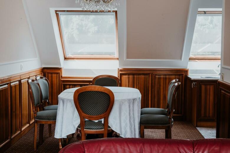 Kast�lyhotel Sasv�r Resort