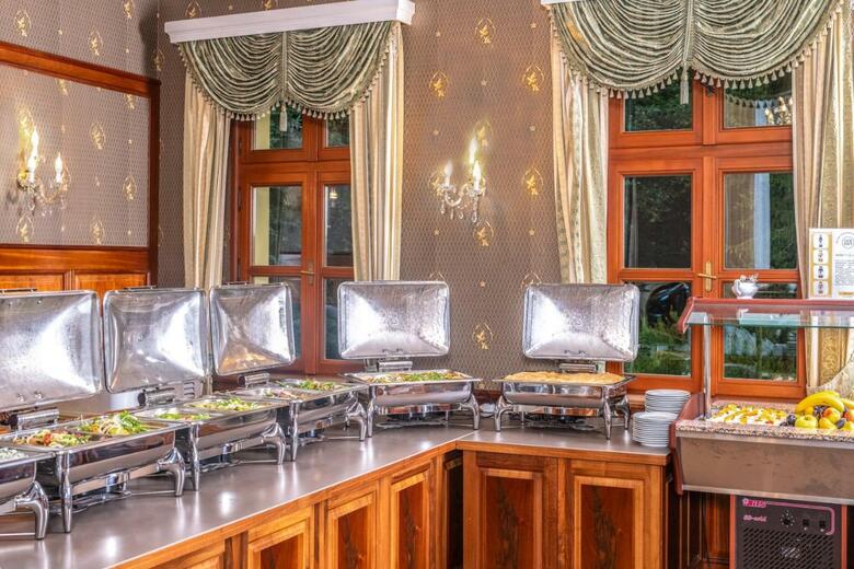 Kast�lyhotel Sasv�r Resort