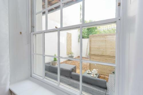 32 Evesham Road - By Luxury Apartment