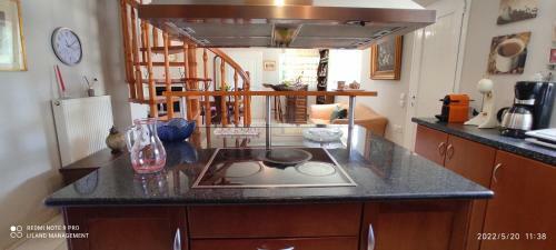 Liland Summer Cottage Lefkandi