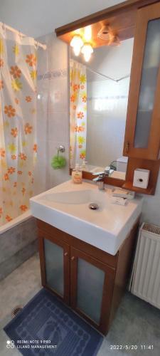 Liland Summer Cottage Lefkandi