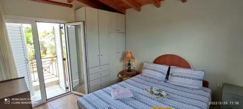 Liland Summer Cottage Lefkandi