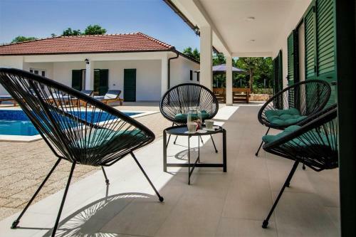 Villa Dubravka, ?umet - Makarska