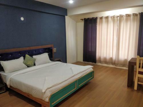 Hotel K2 Residency
