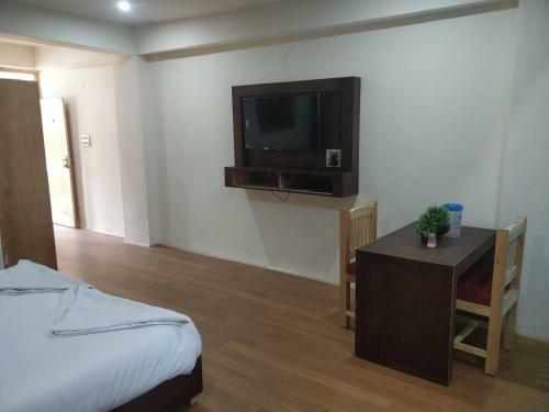 Hotel K2 Residency